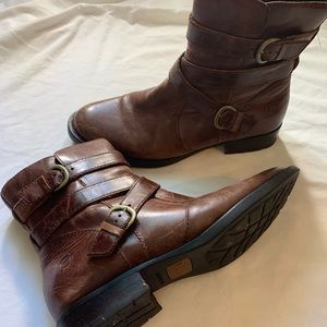 Size 7 Born Ankle Boots